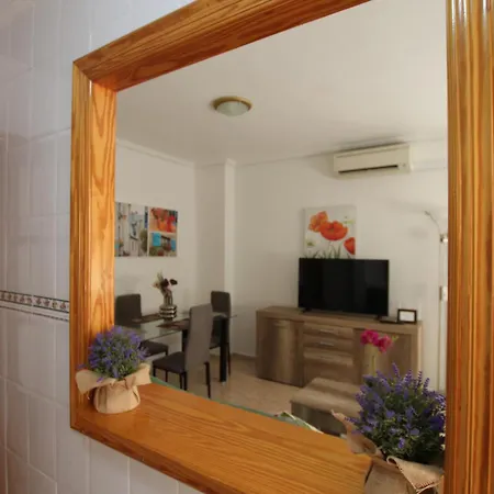 Apartment Con Piscina Leandros
